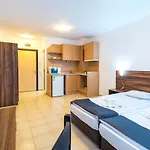 Admiral Plaza Premium Apartament