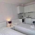 Admiral Plaza Premium Apartament *