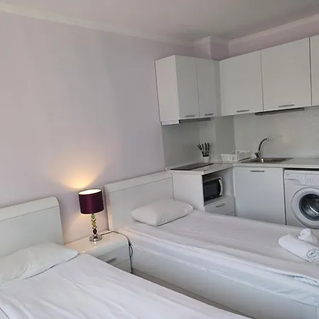 Admiral Plaza Premium Διαμέρισμα *
