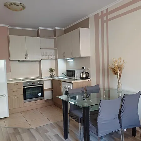 Admiral Plaza Premium Apartman *