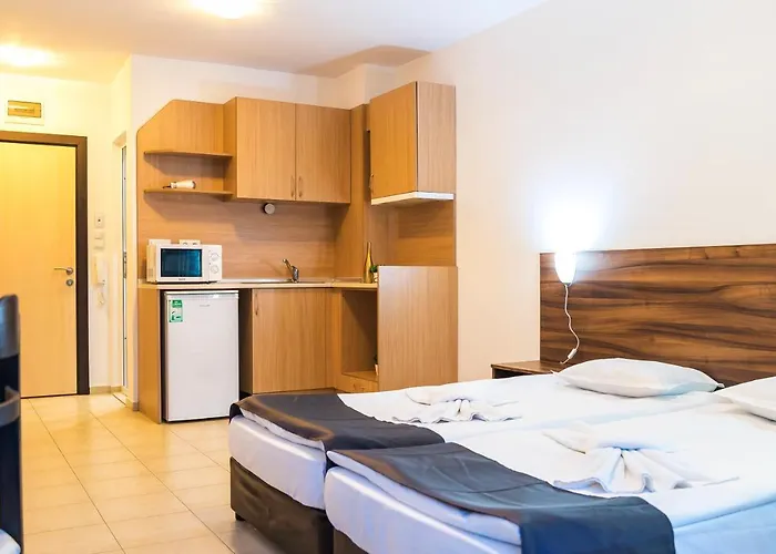 Admiral Plaza Premium Lägenhet Slăntjev Brjag