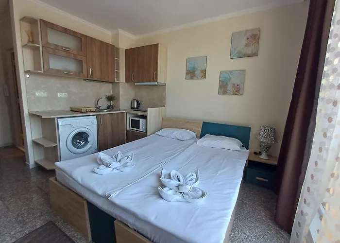 Admiral Plaza Premium Slăntjev Brjag