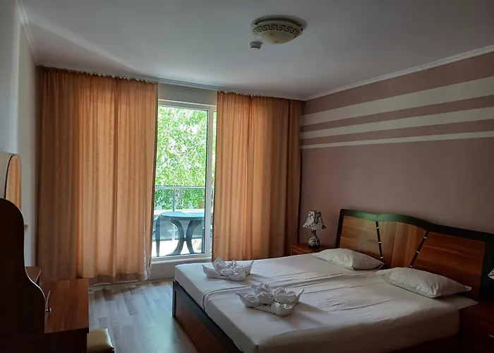 Admiral Plaza Premium * Slăntjev Brjag